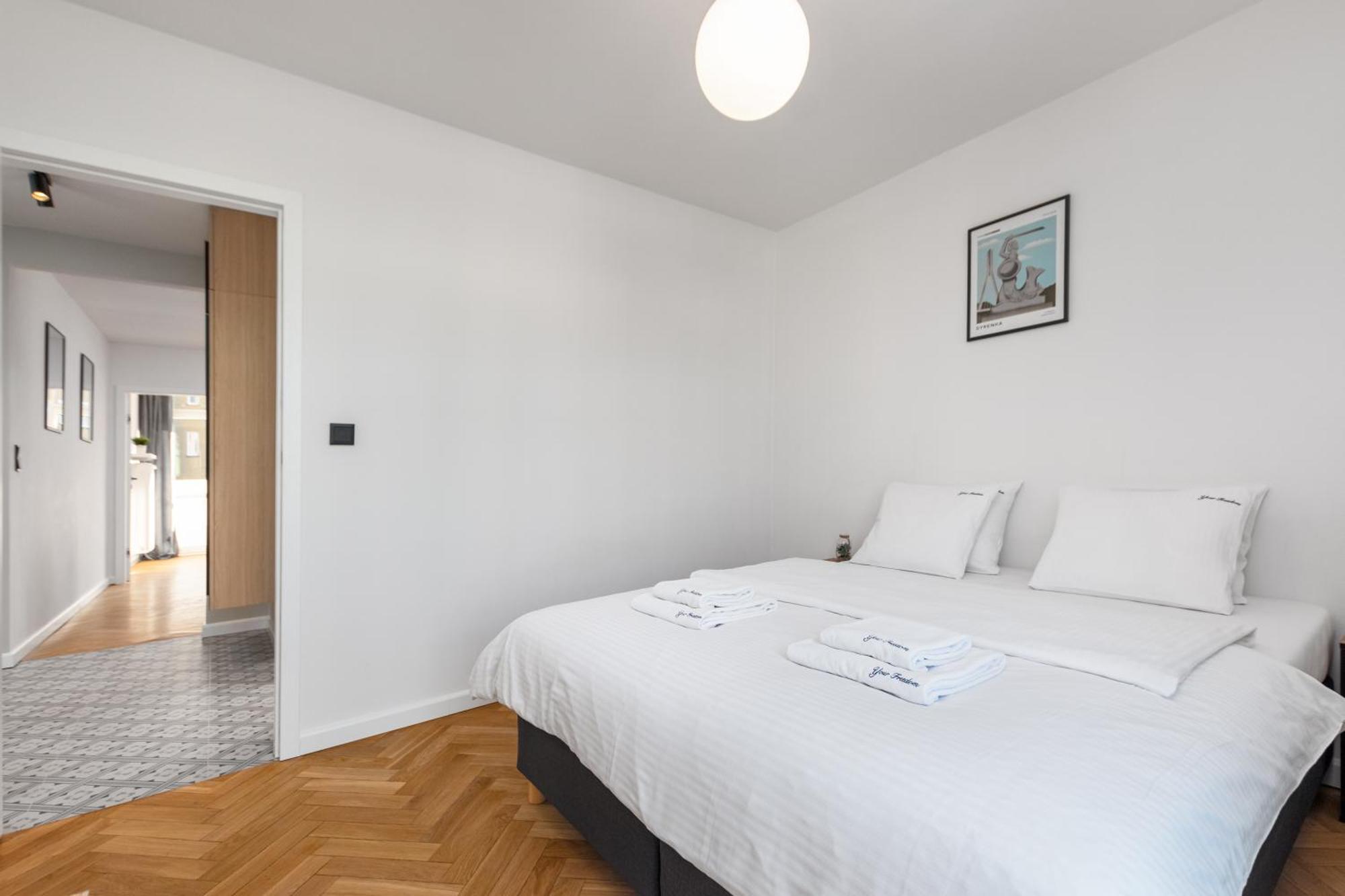 3 Bedroom Apartment Lipowa By Your Freedom Варшава Экстерьер фото